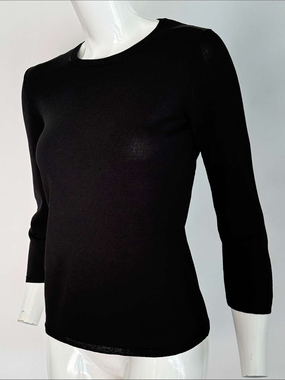 Banana Republic Classic Black Crewneck Women's Sweater - S